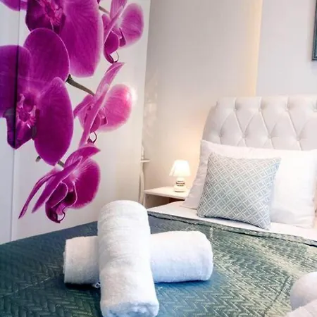 Apartment Orchid Thermi
